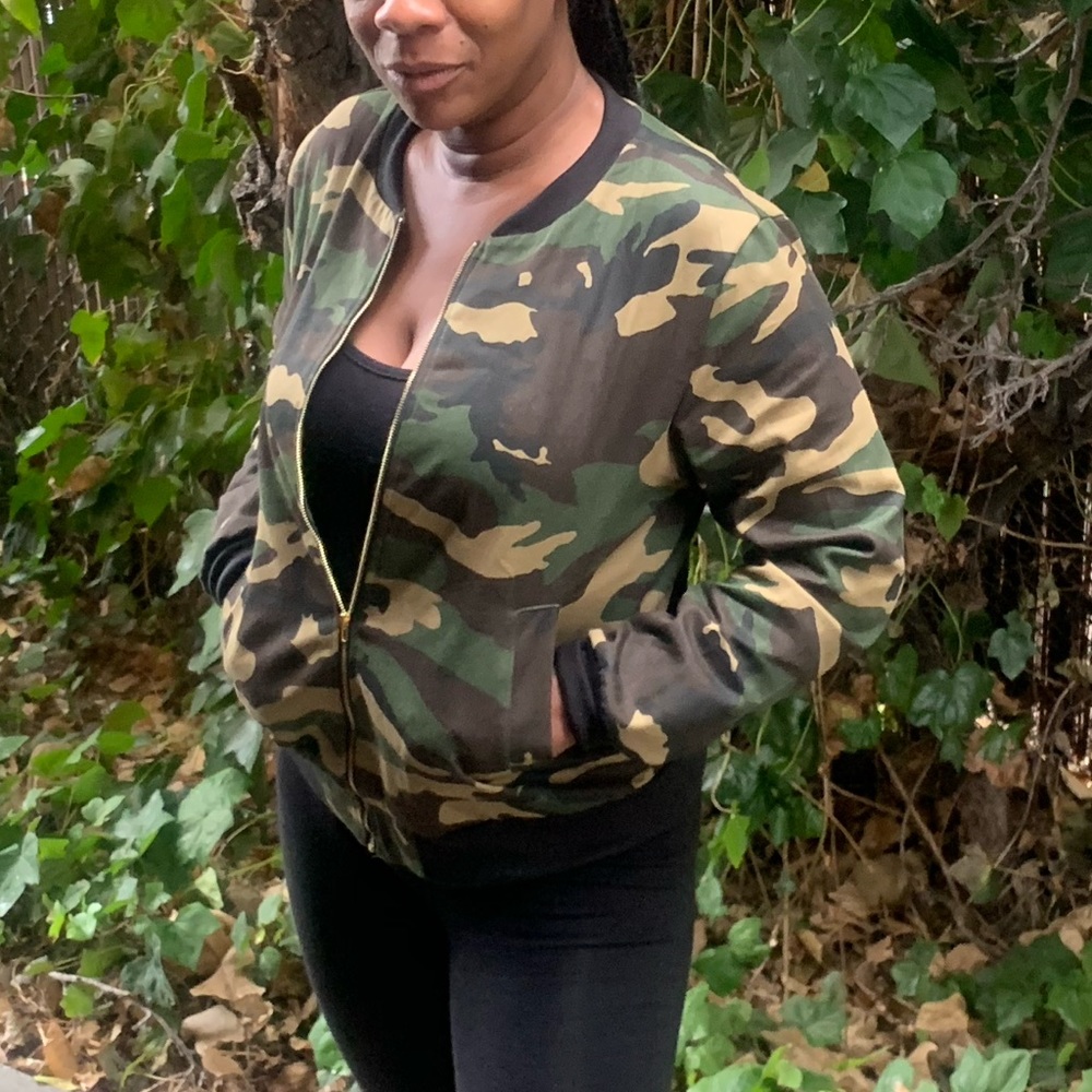 2xl Camo Bomber Jacket - Picture 9 of 9